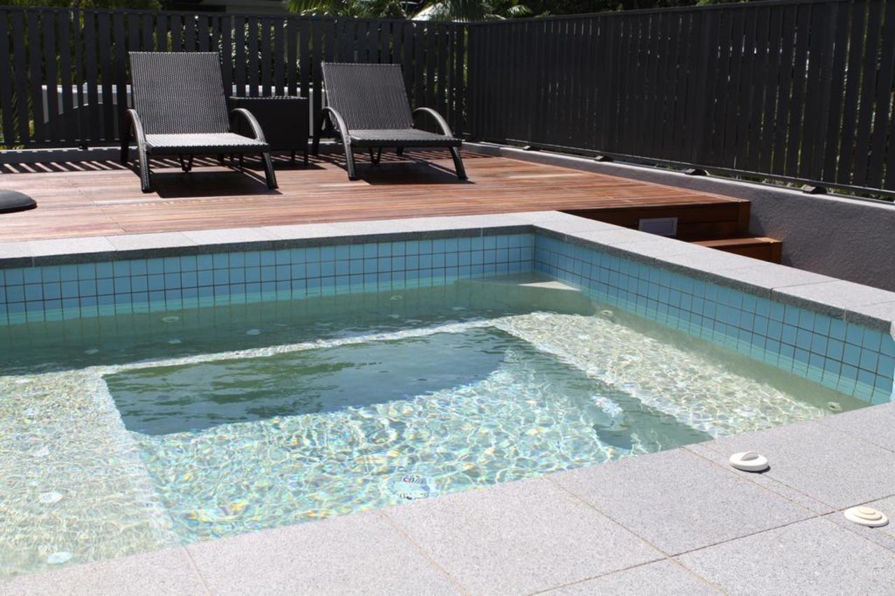 Coconut Grove Aparthotel Port Douglas Eksteriør bilde