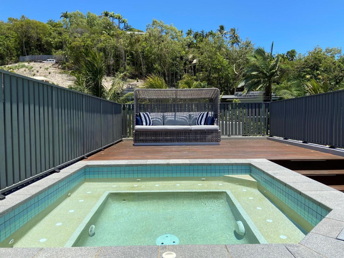 Coconut Grove Aparthotel Port Douglas Eksteriør bilde