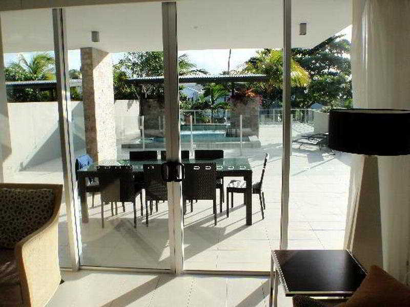 Coconut Grove Aparthotel Port Douglas Eksteriør bilde